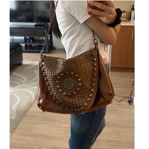 FAUX LEATHER STUDDED TAN TOTE